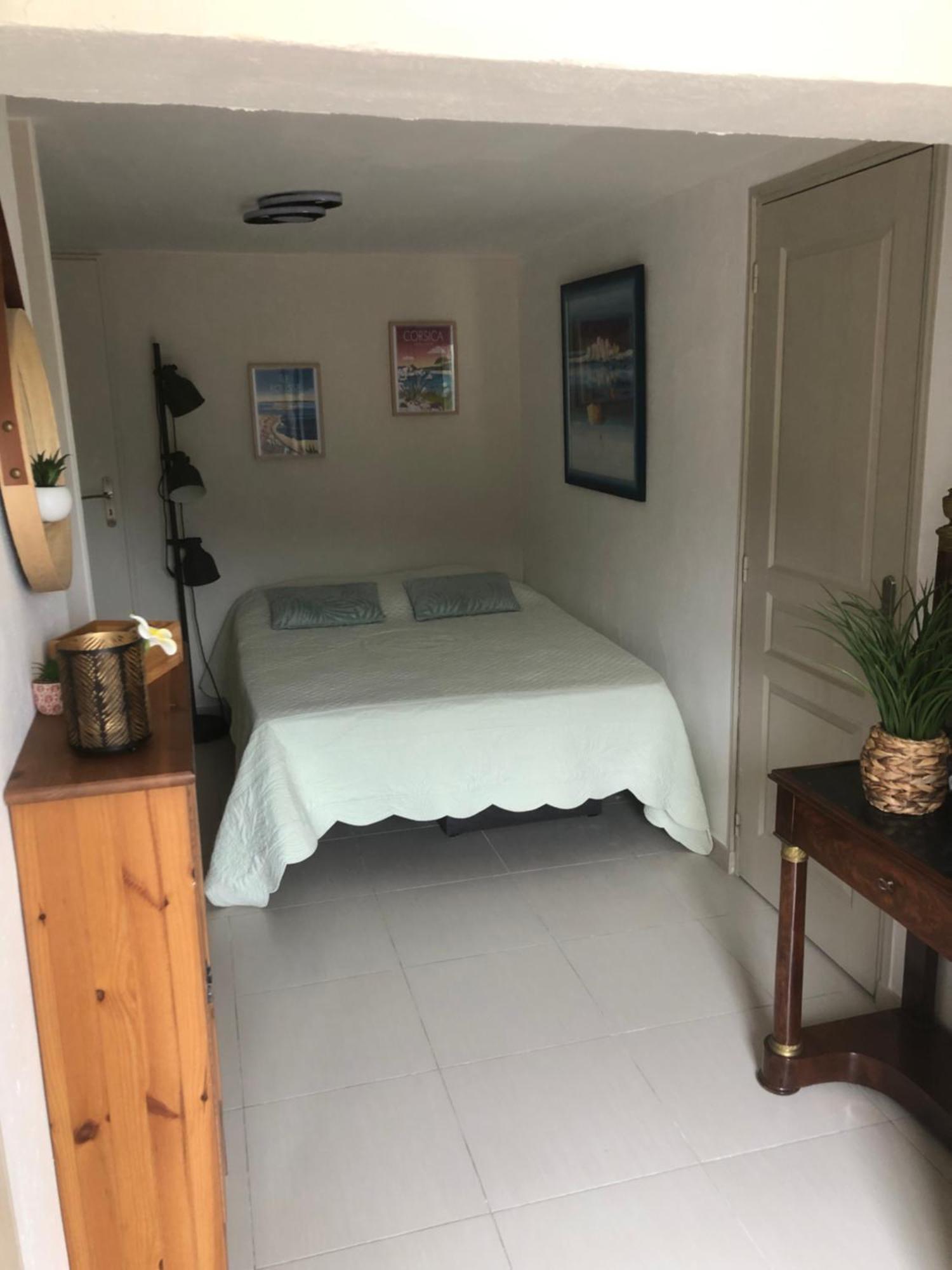 Appartement Dans La Colline Belgentier Ngoại thất bức ảnh