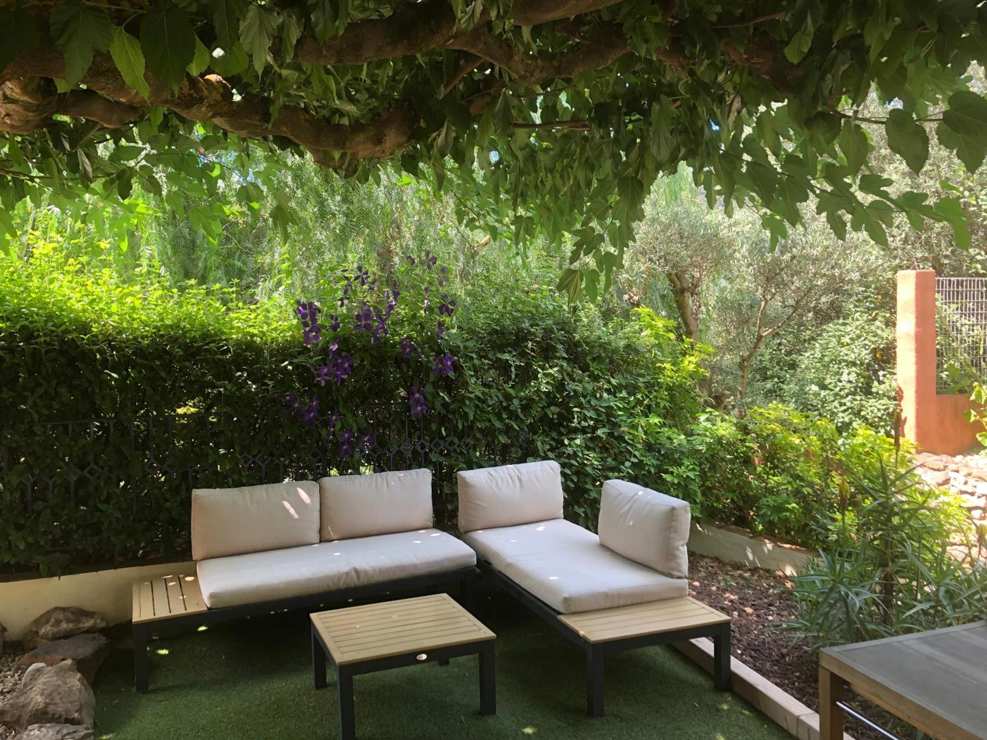Appartement Dans La Colline Belgentier Ngoại thất bức ảnh